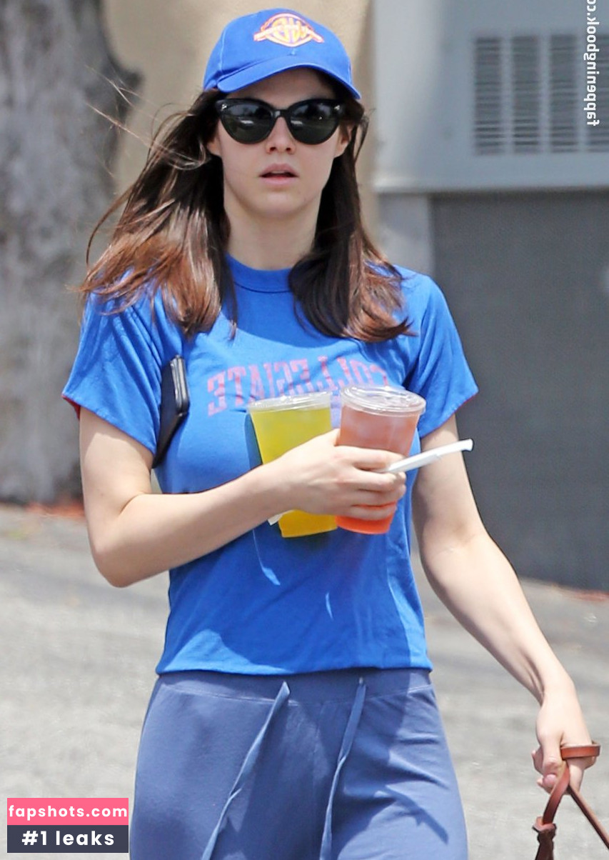 Alexandra Daddario Nahé úniky fotek pouze od fanoušků #934 - Fapshots