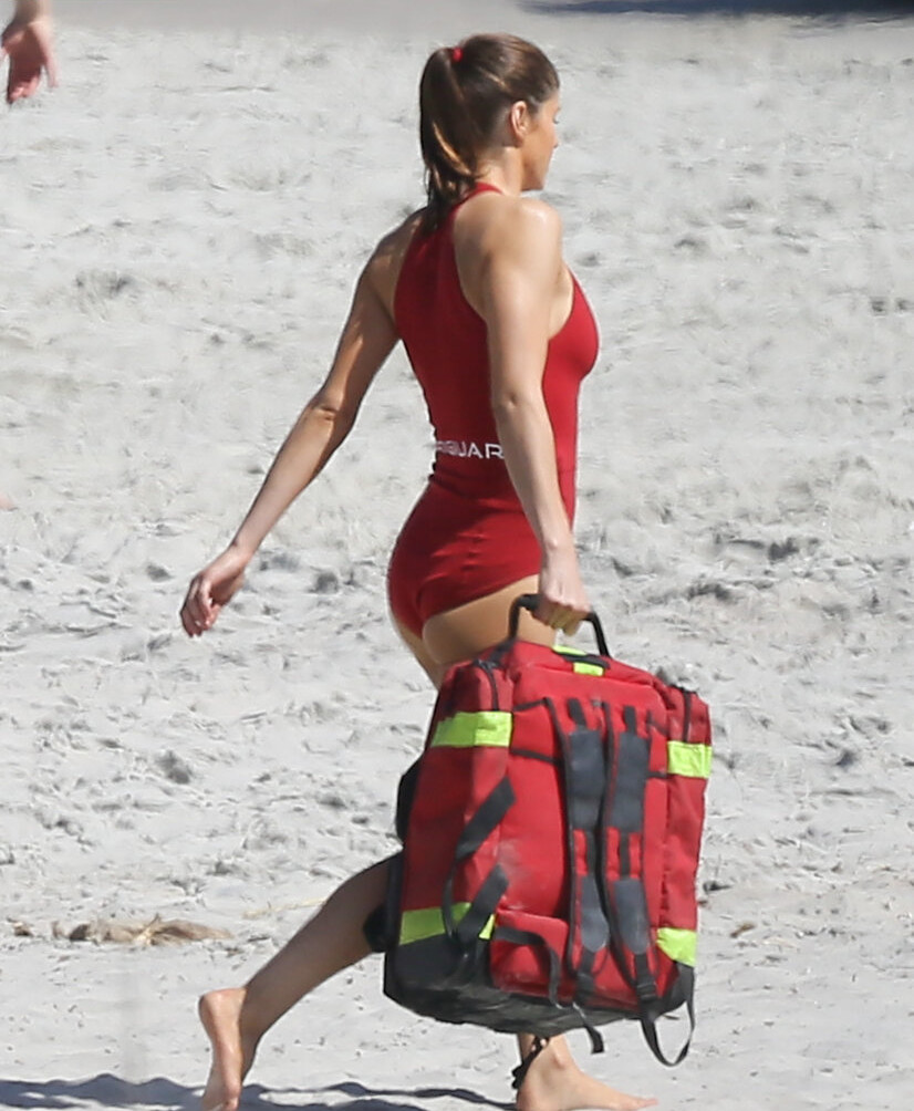 alexandra-daddario gallery photo #1712