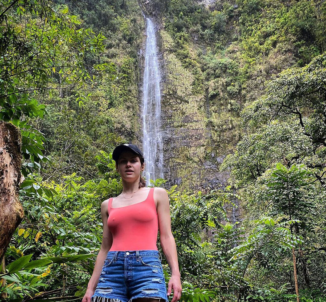 alexandra-daddario gallery photo #2056