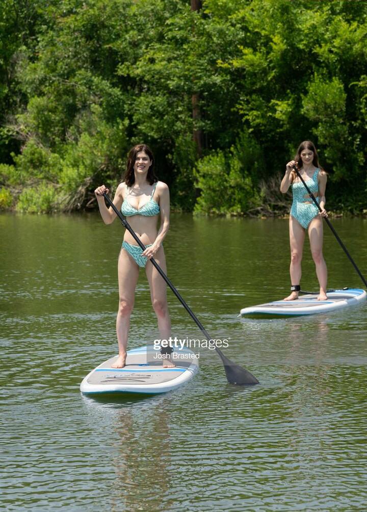 alexandra-daddario gallery photo #2070