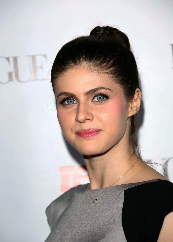 alexandra-daddario gallery photo #2175