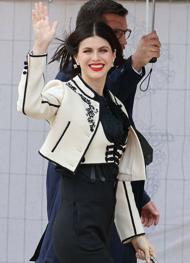 alexandra-daddario gallery photo #2284