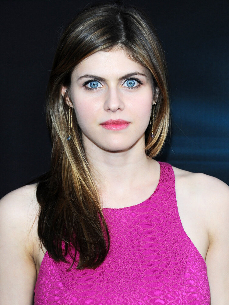 alexandra-daddario gallery photo #2423