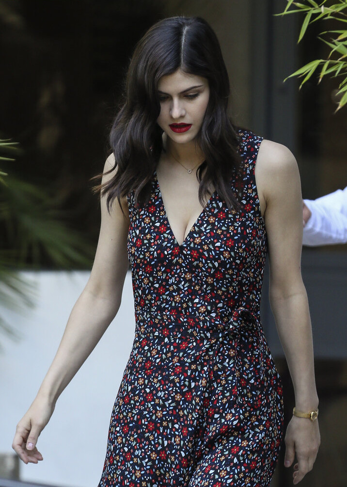 alexandra-daddario gallery photo #2501