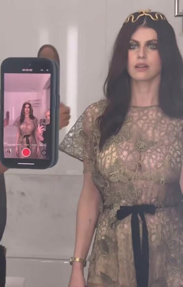 alexandra-daddario gallery photo #765