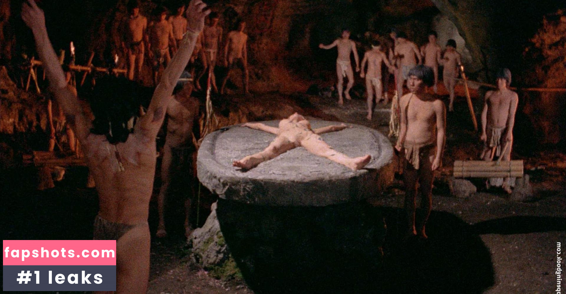 Alexandra Delli Colli gallery photo #8