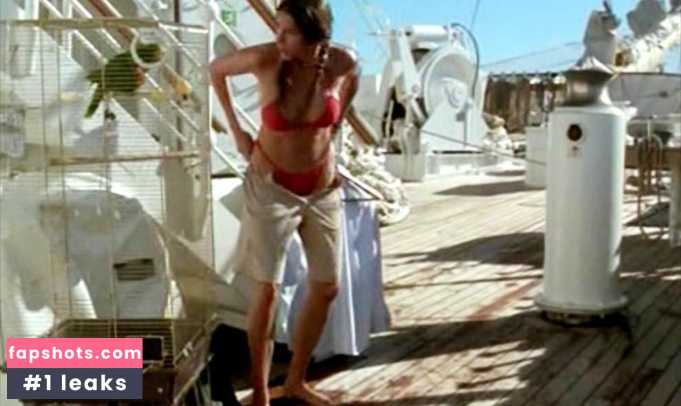 Alexandra Kamp gallery photo #44