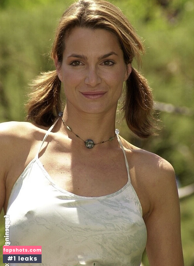 Alexandra Kamp gallery photo #7