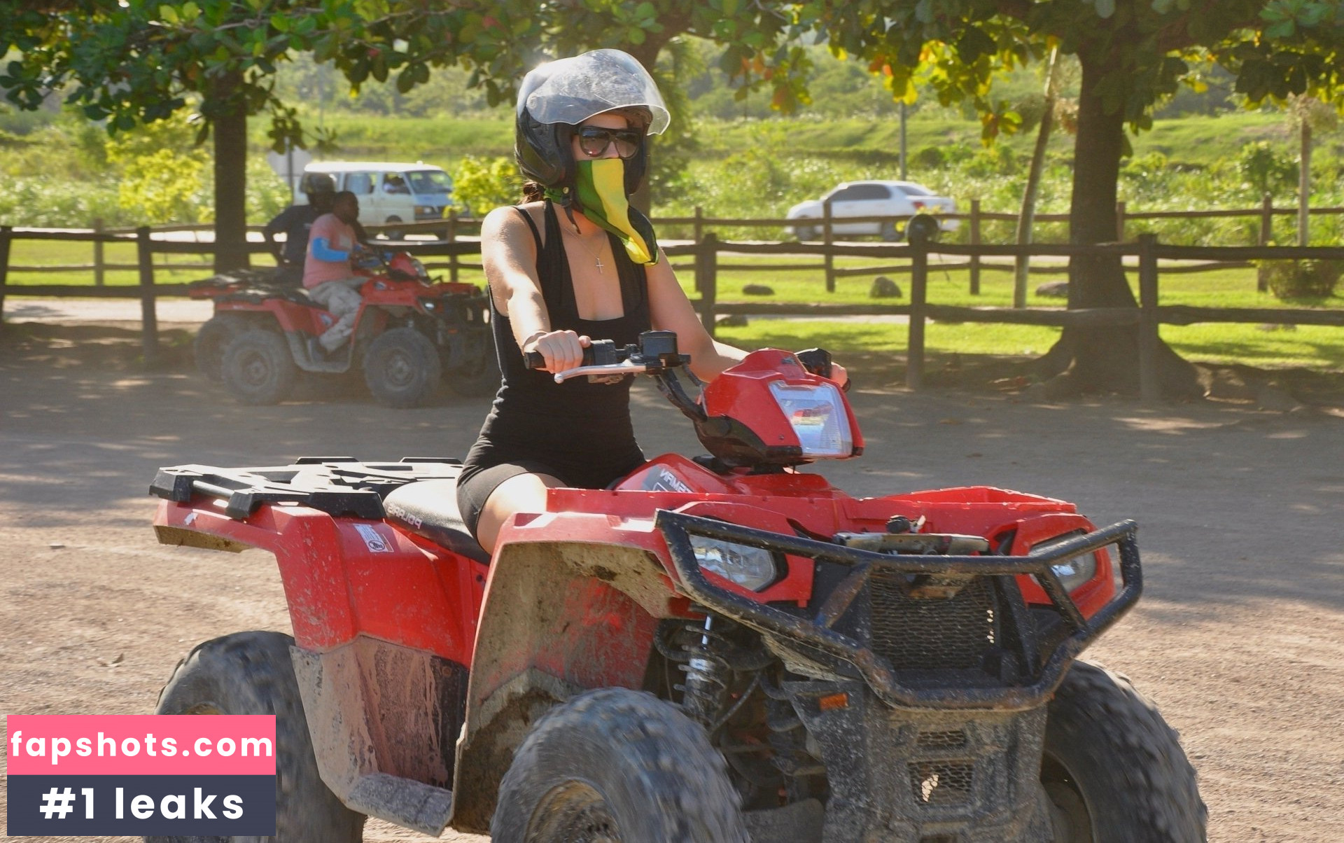 Alexandra King nude babe gallery