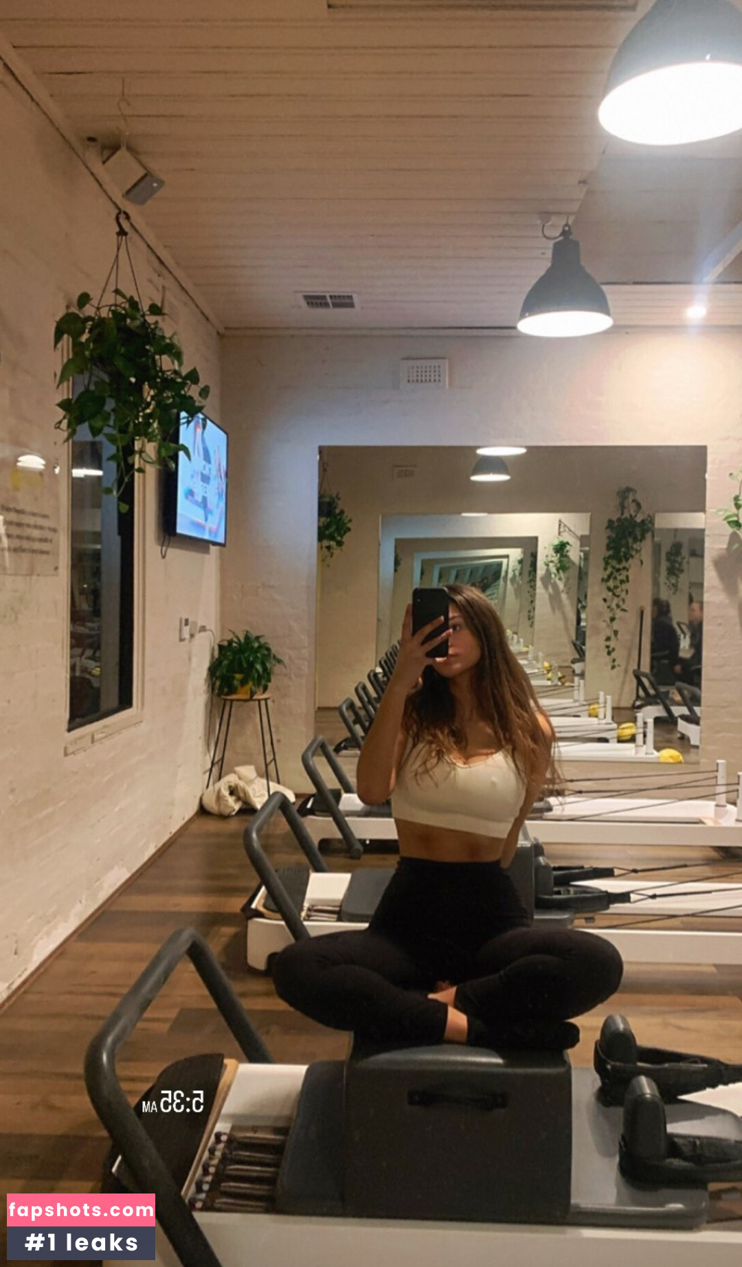 Alexandra Malliaras gallery photo #5