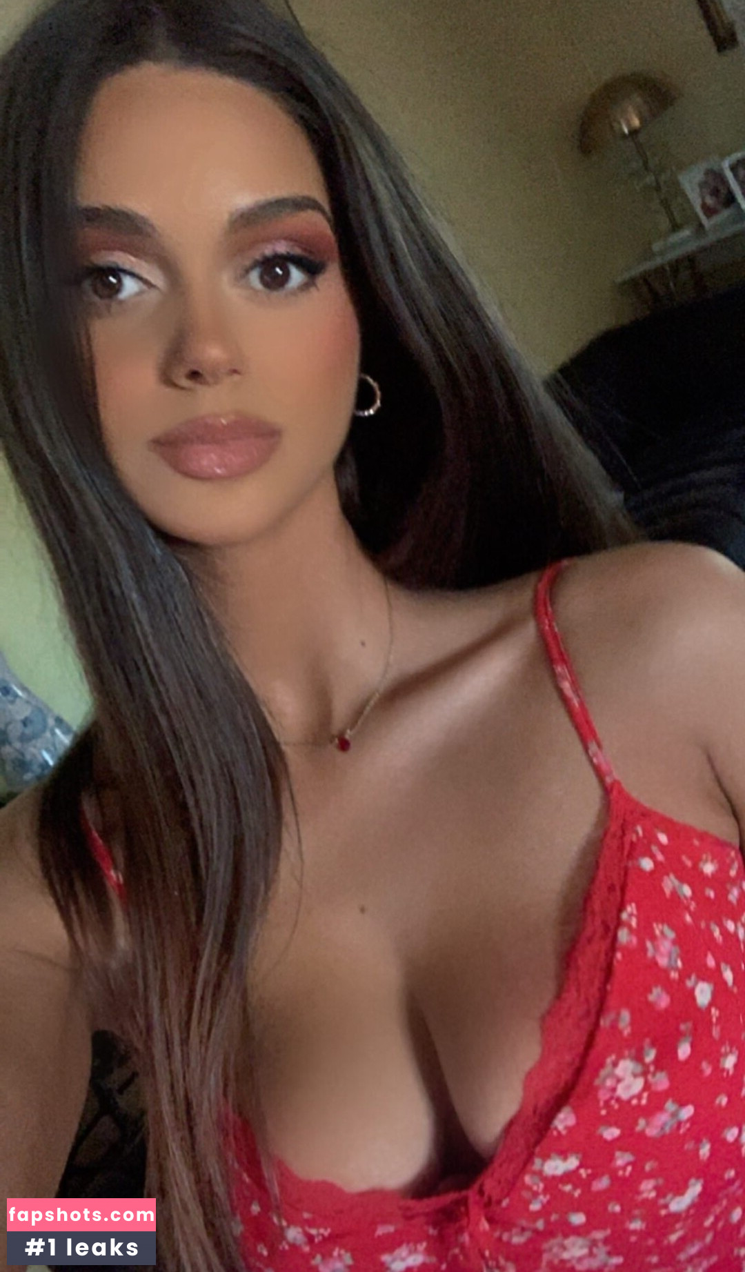 Alexandra Malliaras gallery photo #10