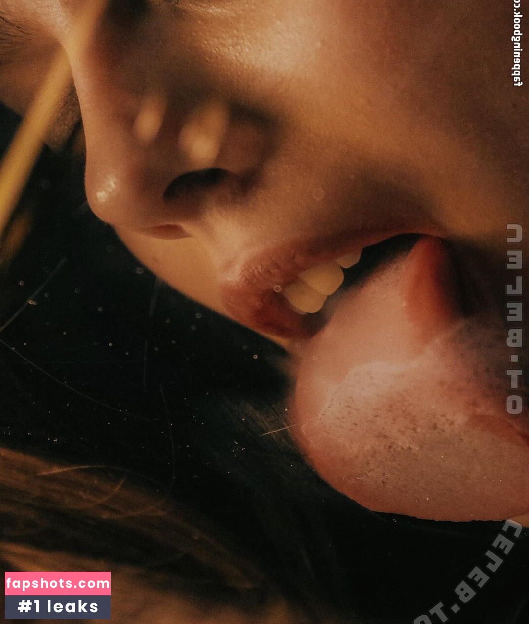 Alexandra Moskaleva gallery photo #3