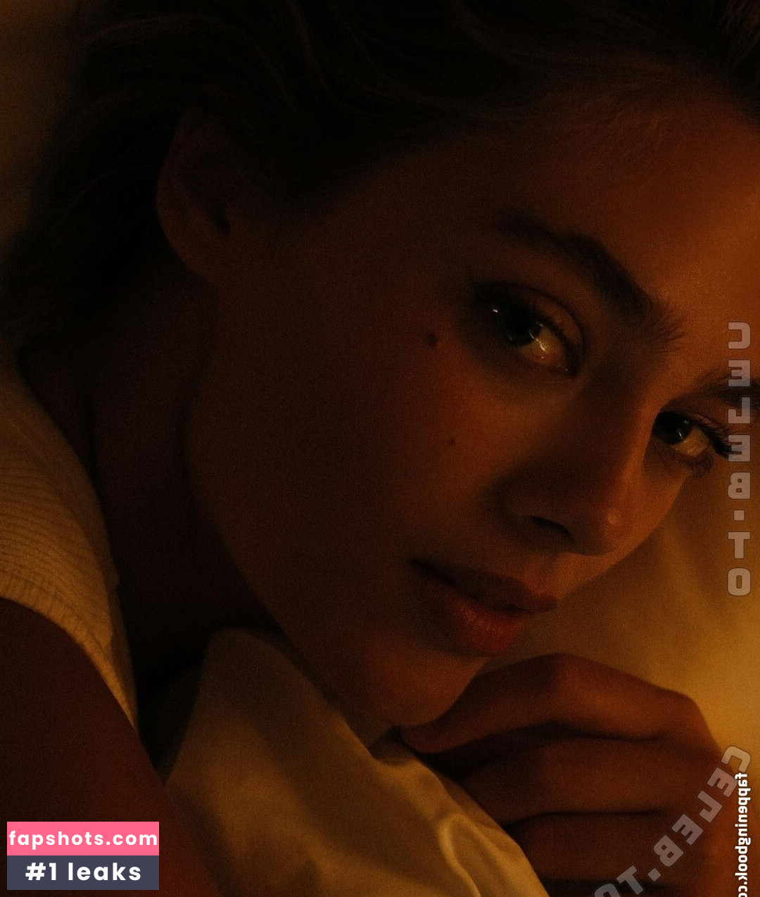 Alexandra Moskaleva gallery photo #9