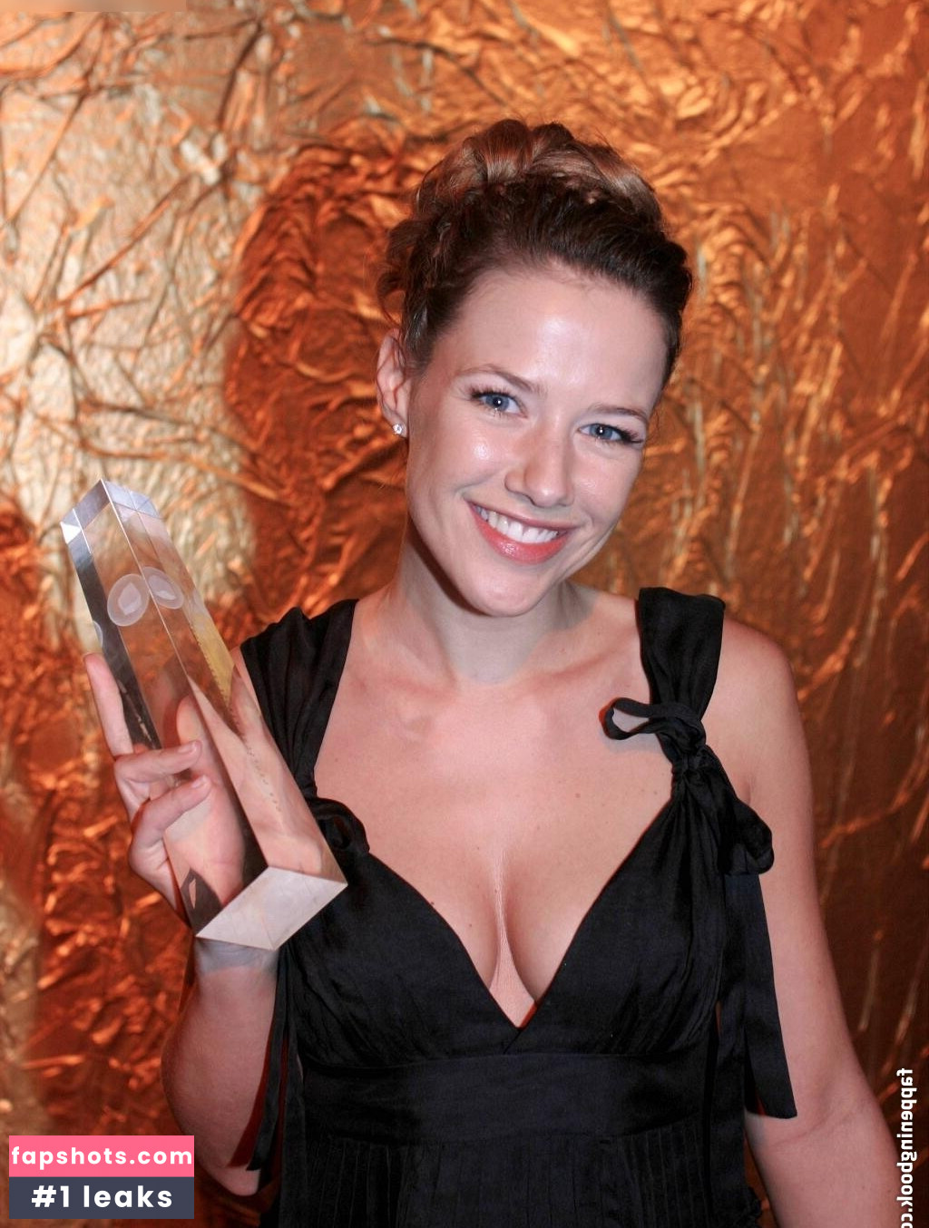 Alexandra Neldel gallery photo #9