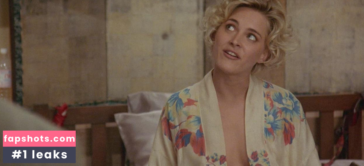 Alexandra Powers gallery photo #7