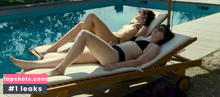 Alexandra Roach Filtración Desnuda OnlyFans Foto #2 - Fapshots