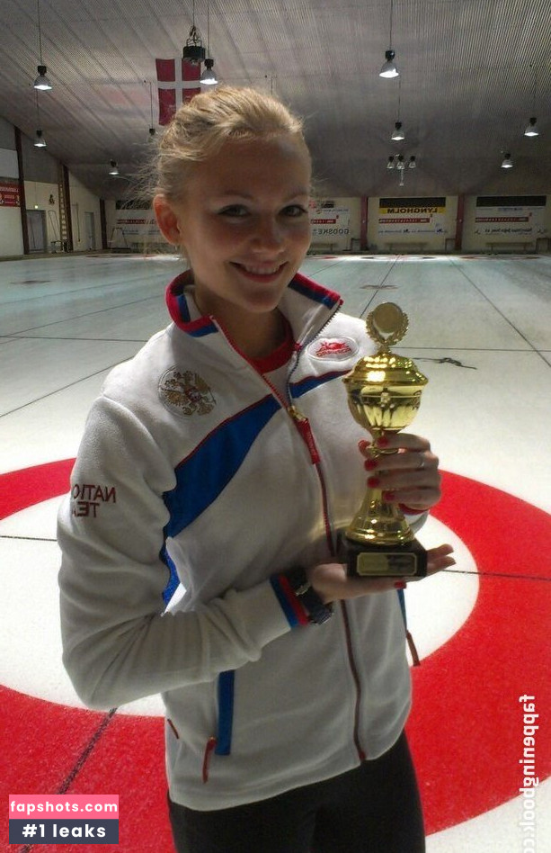 Alexandra Saitova gallery photo #17