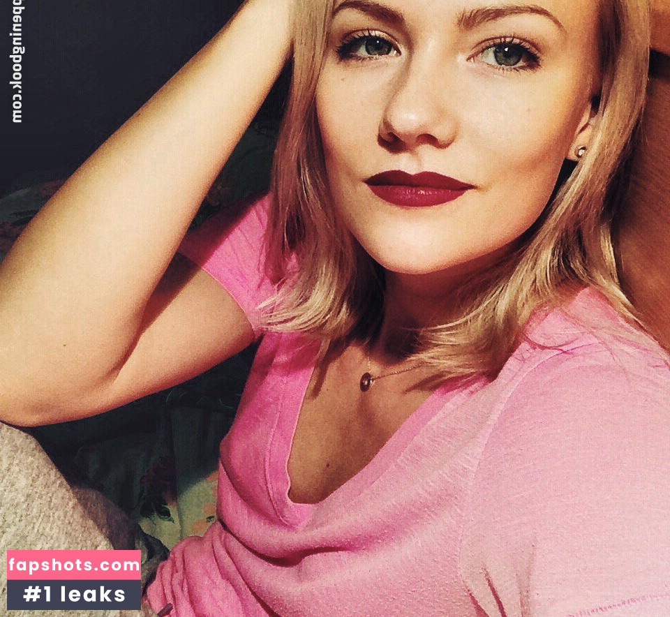 Alexandra Saitova gallery photo #26