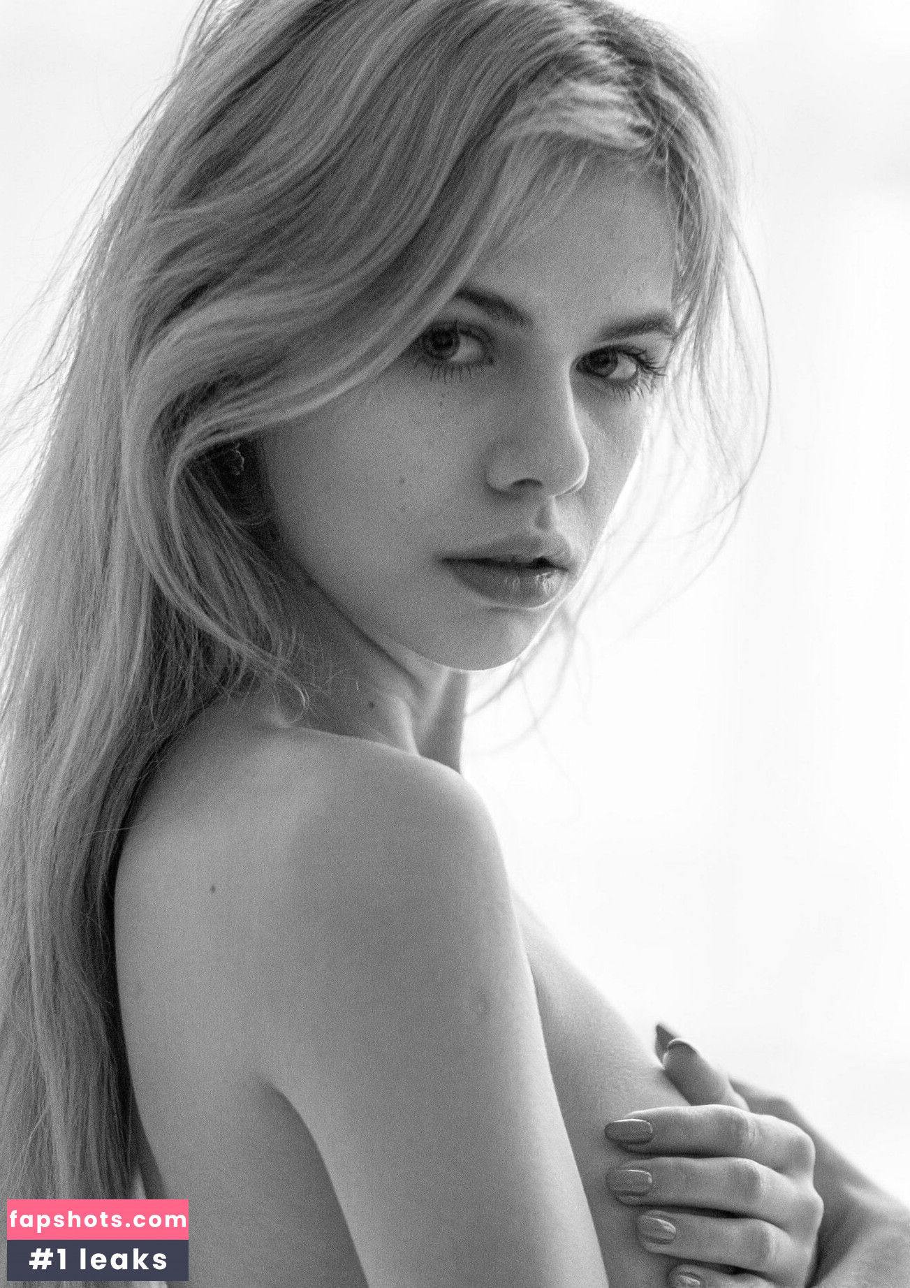 Alexandra Smelova gallery photo #197