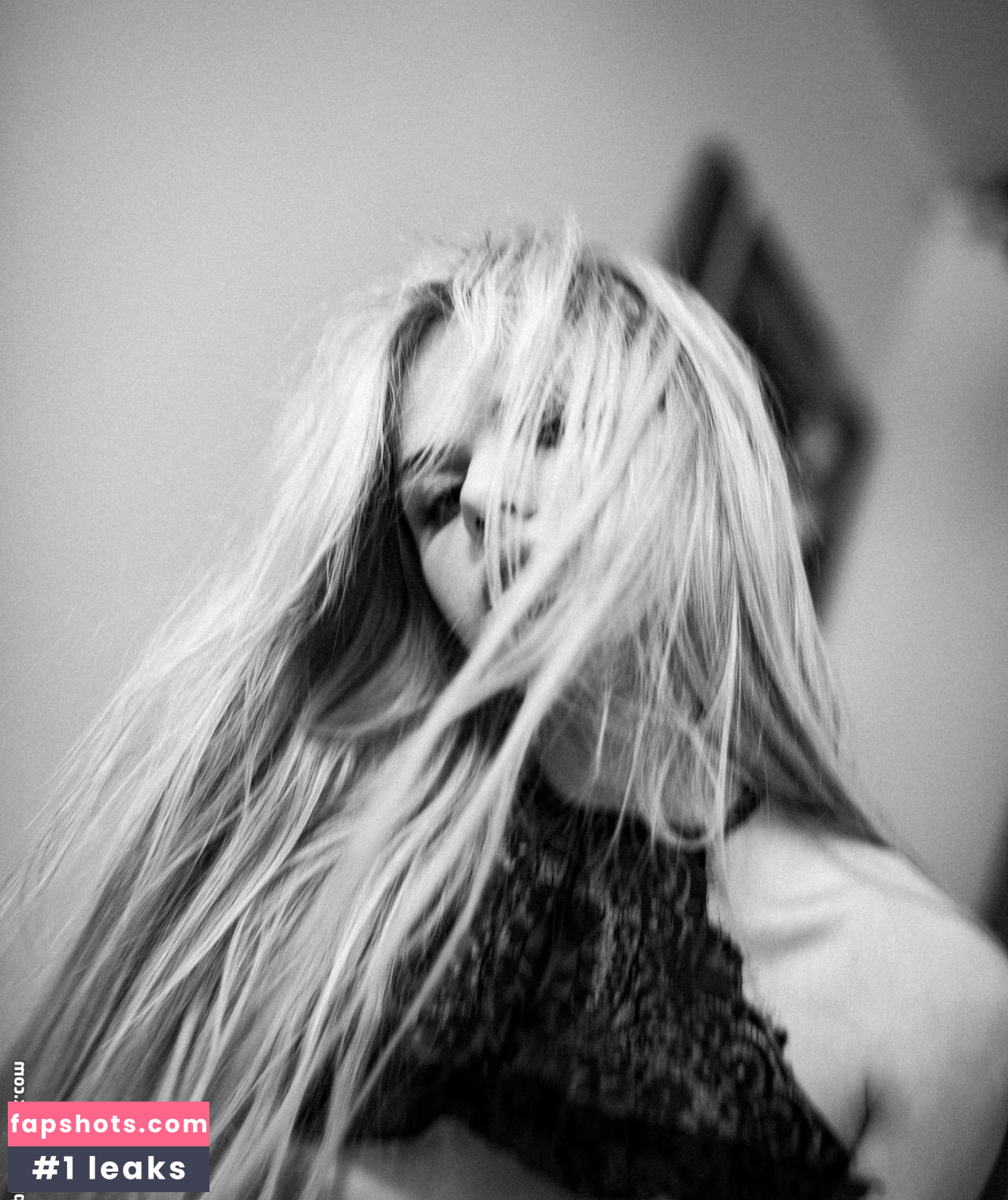 Alexandra Smelova gallery photo #385