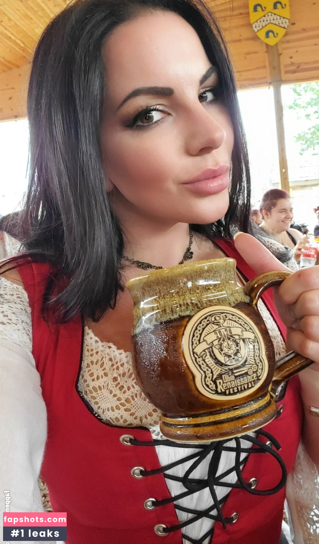 Alexandra Snow gallery photo #146