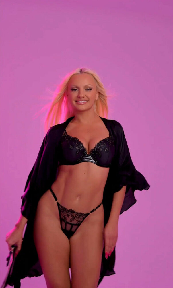 alexandra-stan gallery photo #842