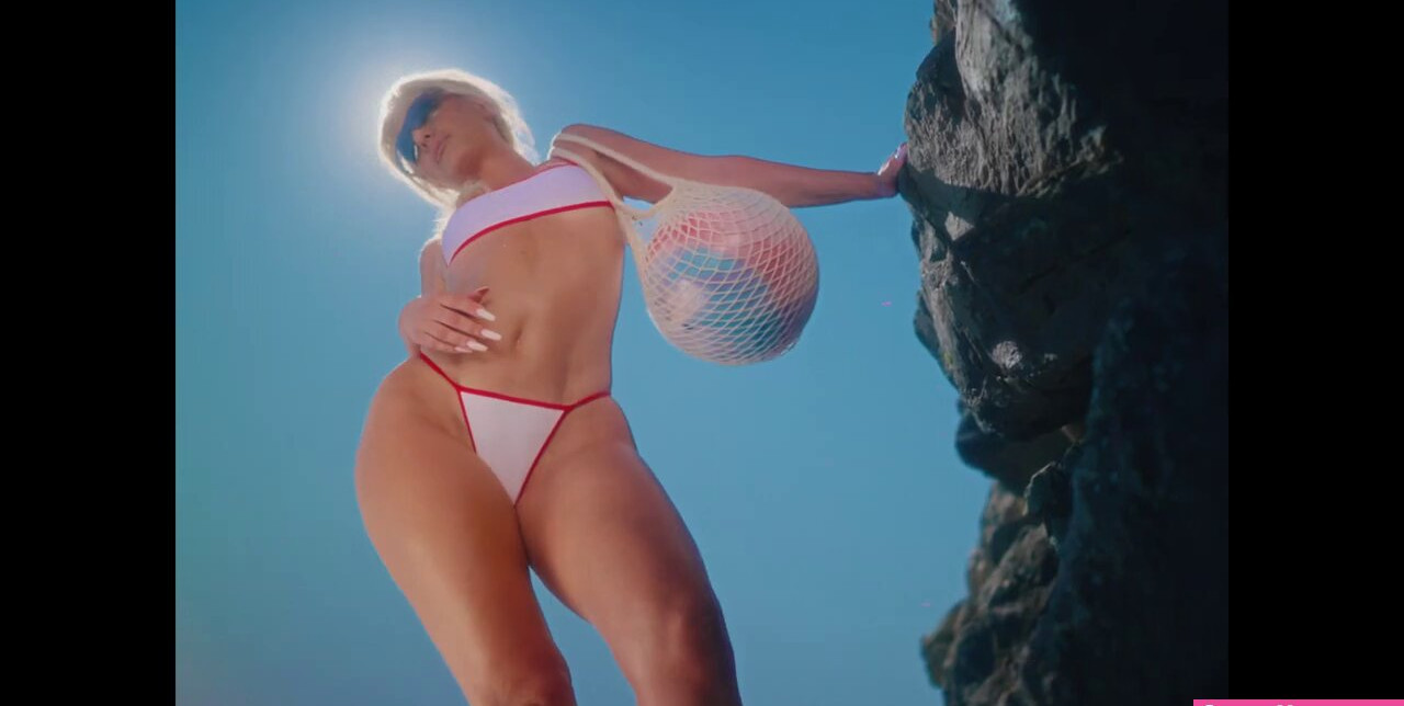 alexandra-stan gallery photo #909