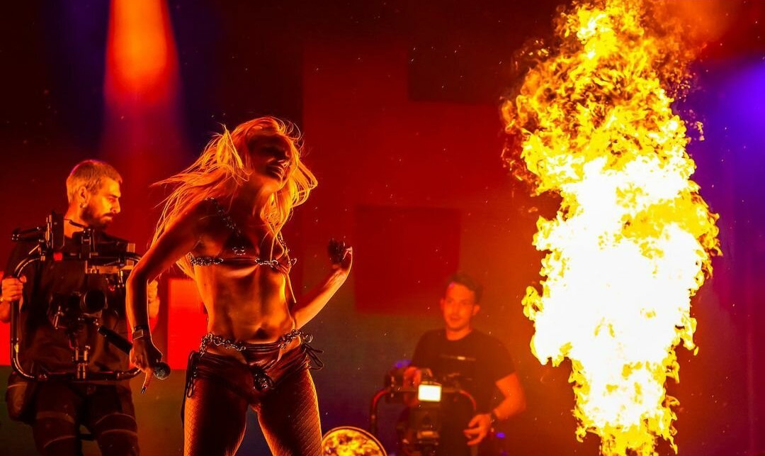 alexandra-stan gallery photo #993