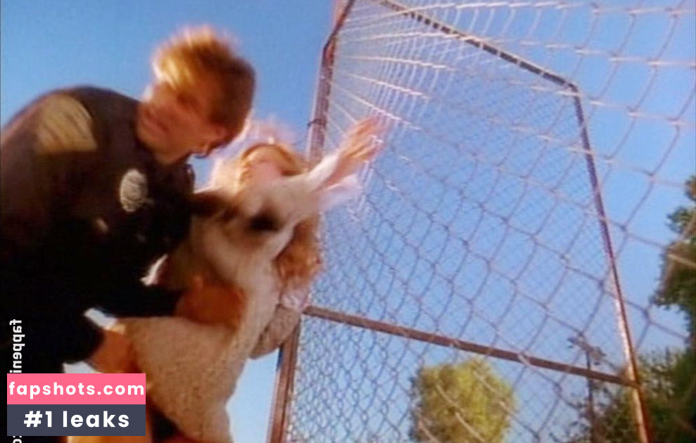 Alexandra Tydings gallery photo #12