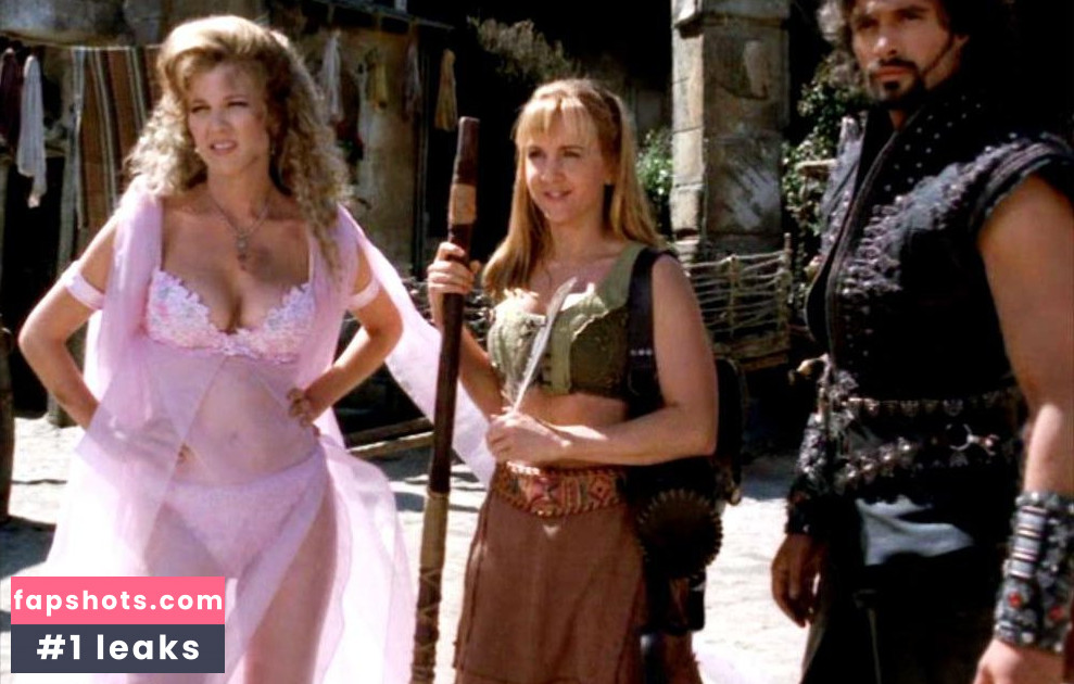 Alexandra Tydings gallery photo #4