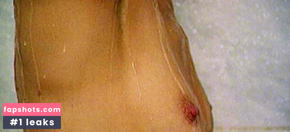 Alexandra Vandernoot gallery photo #18