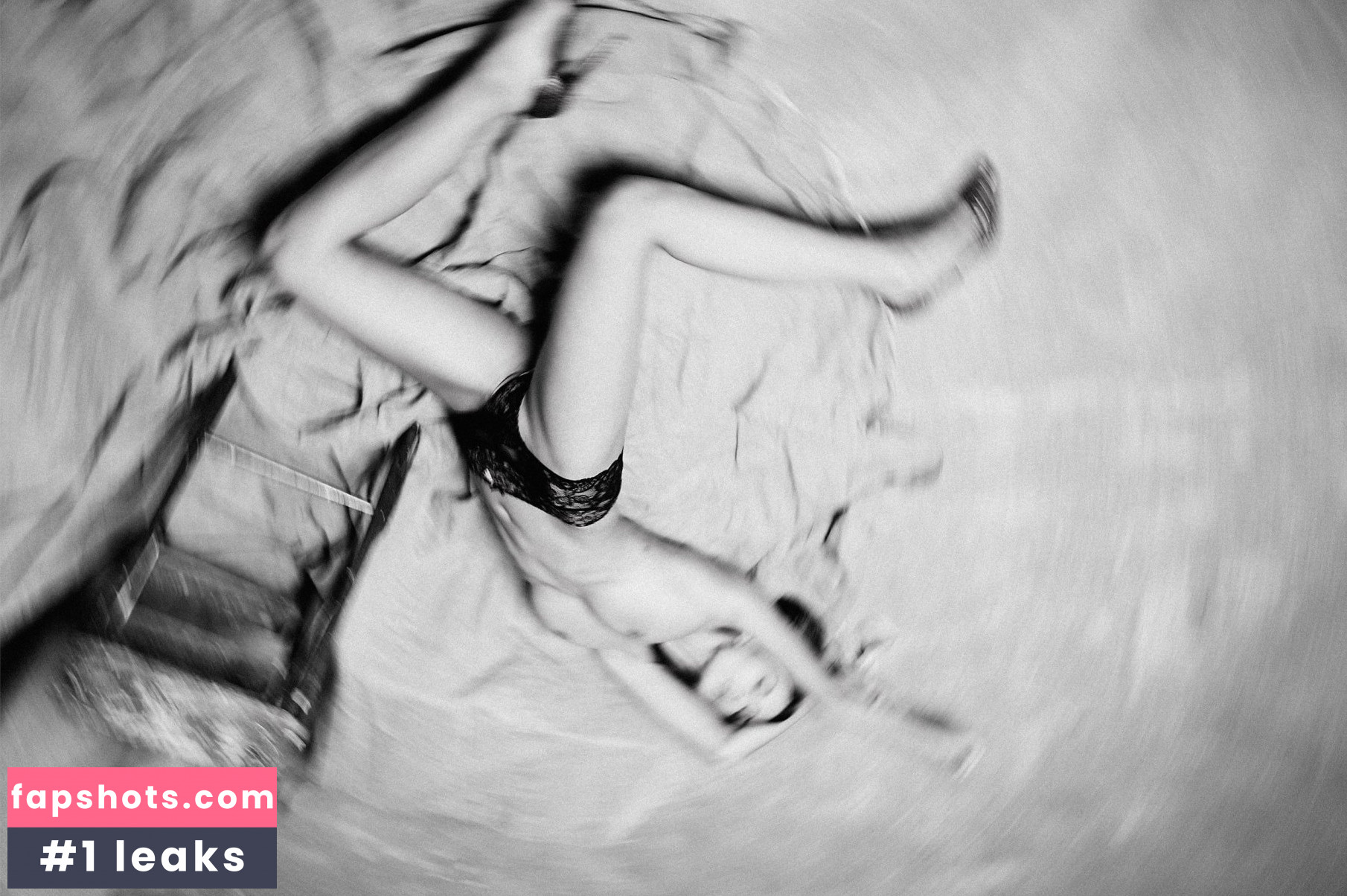 Alexandra Zimny nude babe gallery