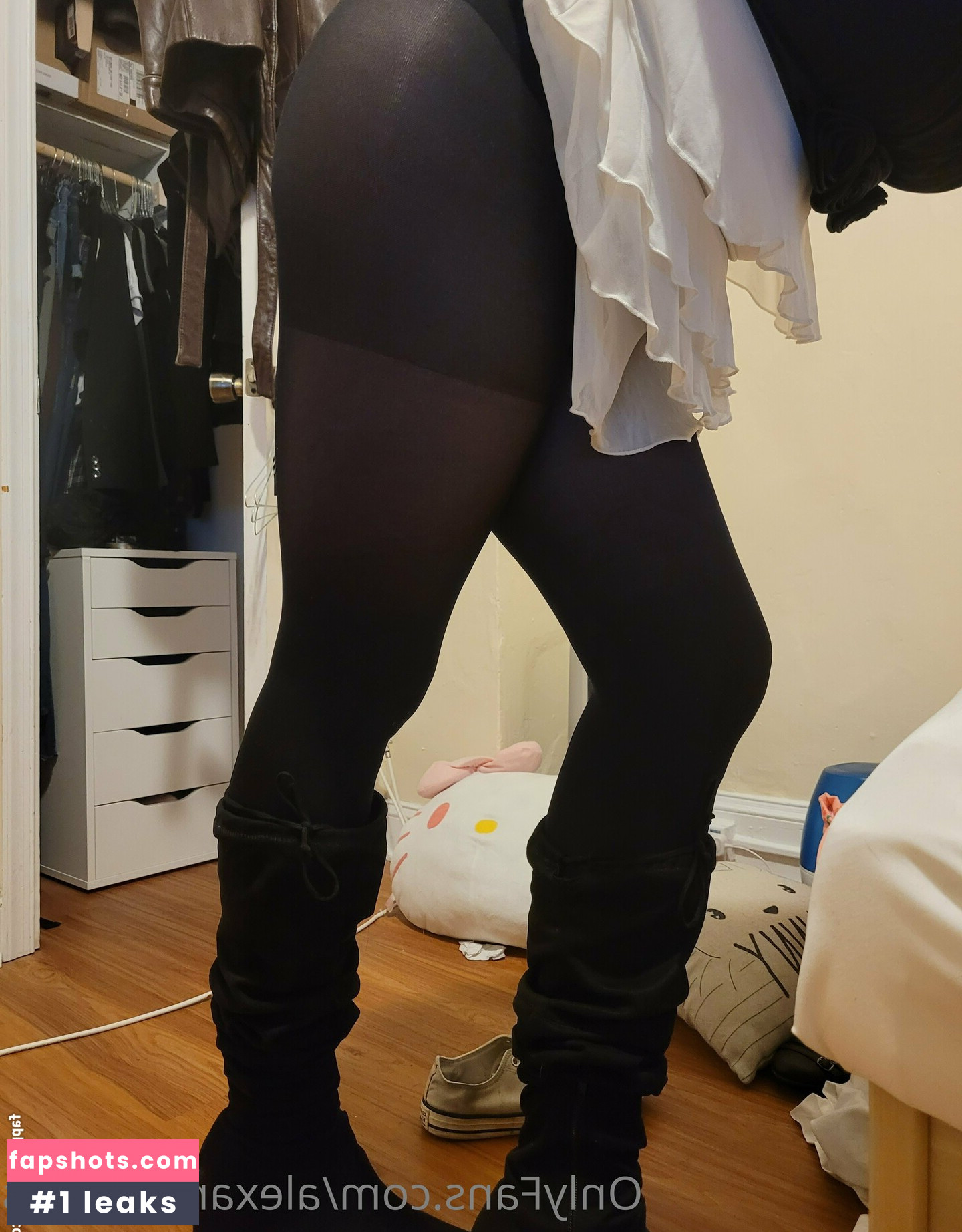 alexandrabbits gallery photo #15