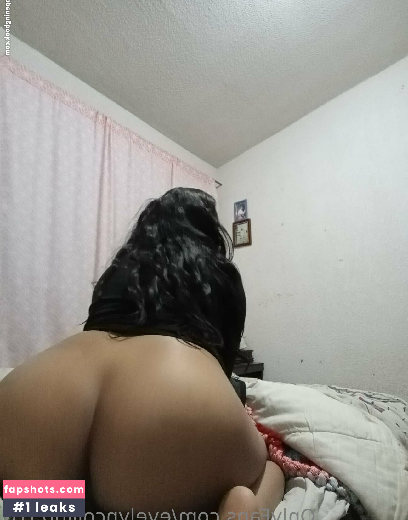 alexandramtz0510 gallery photo #9