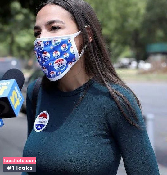 Alexandria Ocasio-Cortez gallery photo #144