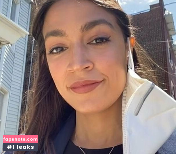 Alexandria Ocasio-Cortez gallery photo #147