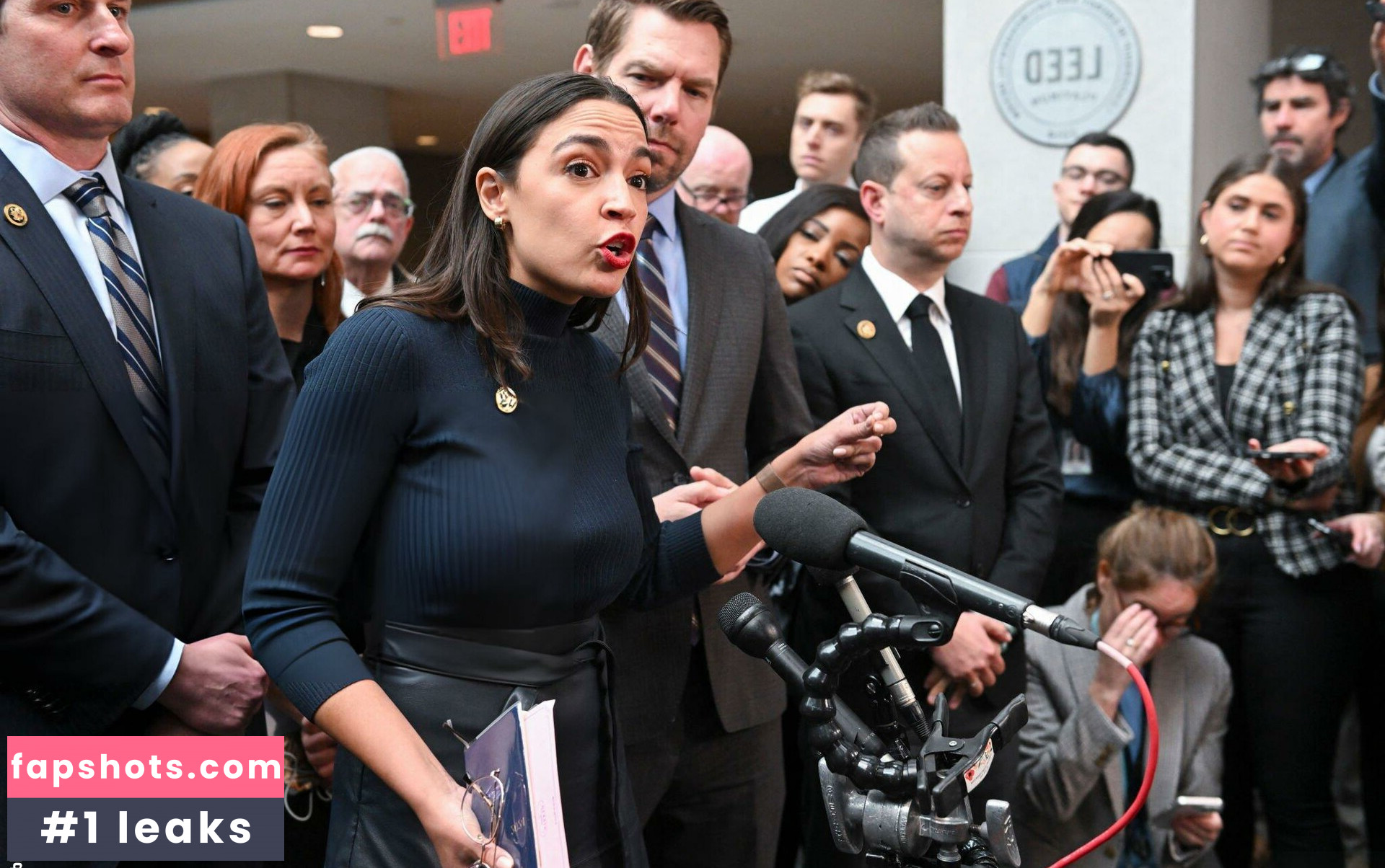 Alexandria Ocasio-Cortez gallery photo #27