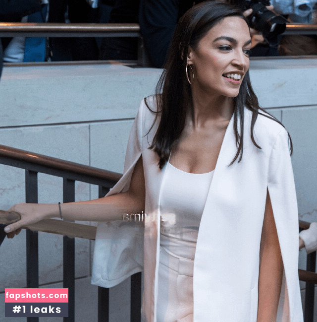 Alexandria Ocasio-Cortez gallery photo #82