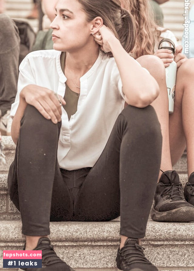 Alexandria Ocasio-Cortez gallery photo #87