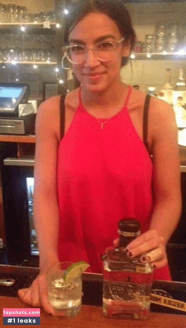 Alexandria Ocasio-Cortez gallery photo #90