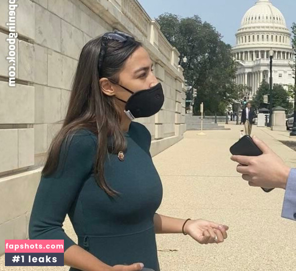 Alexandria Ocasio-Cortez gallery photo #92