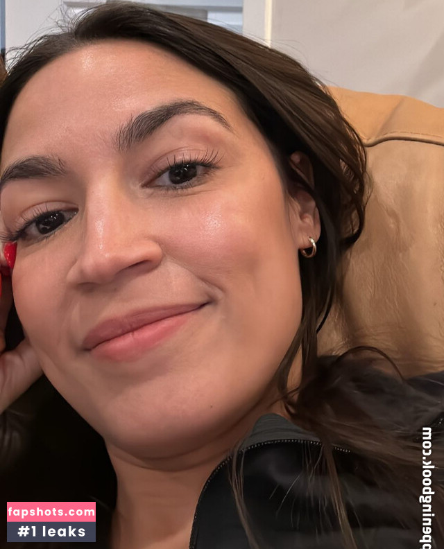 Alexandria Ocasio-Cortez gallery photo #96