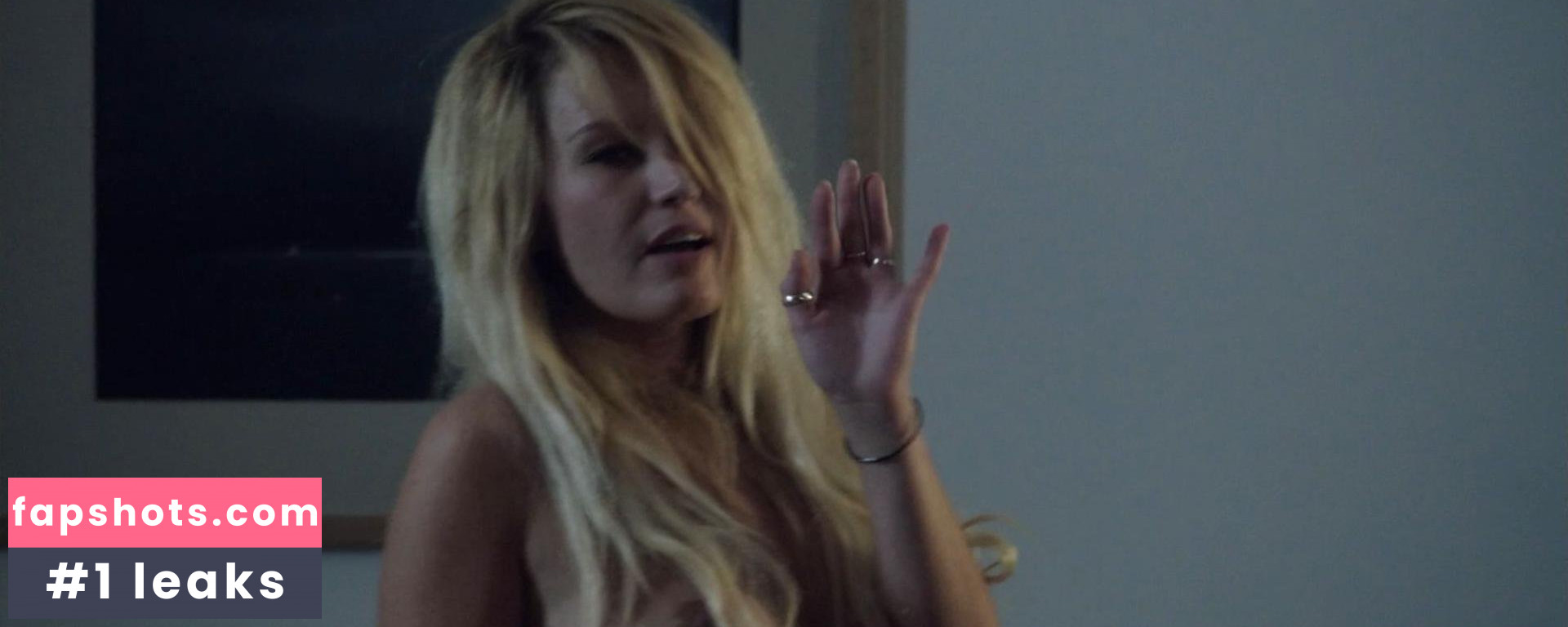 Alexia Barlier gallery photo #22