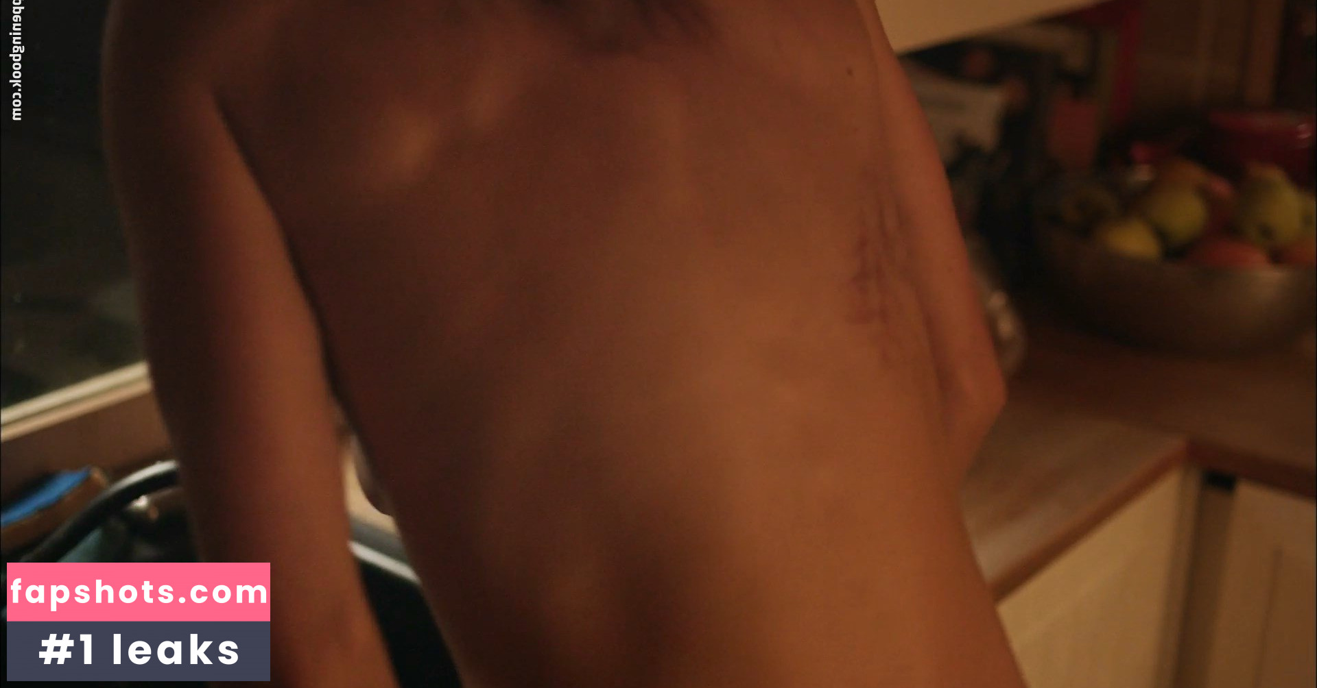 Alexia Barlier gallery photo #7