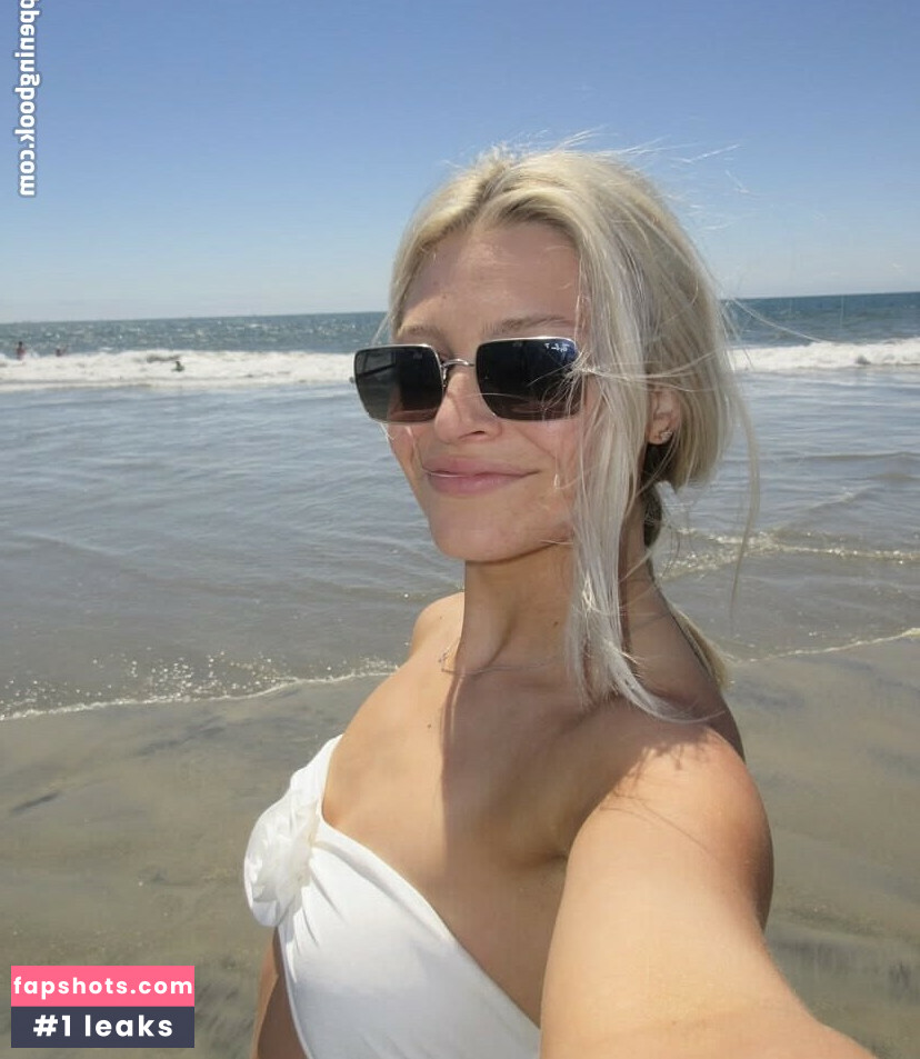 AlexiaGaza gallery photo #2