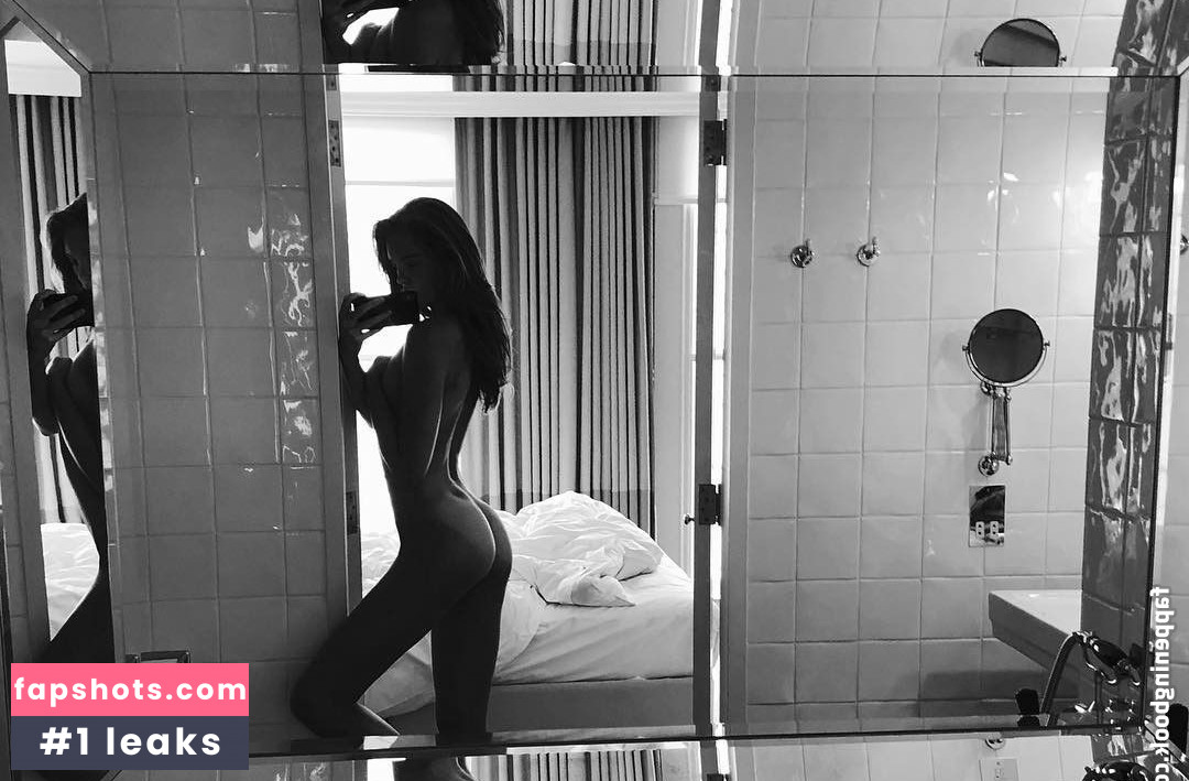 Alexina Graham gallery photo #69