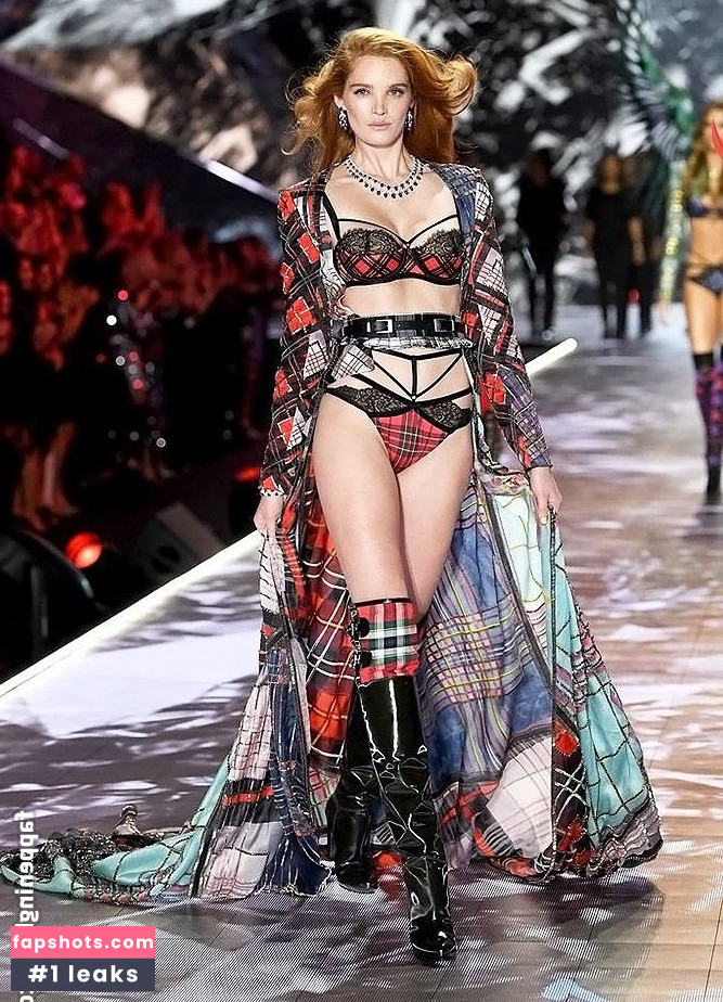 Alexina Graham gallery photo #91