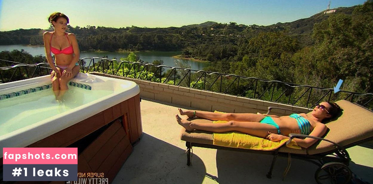 Alexis Arlington gallery photo #6