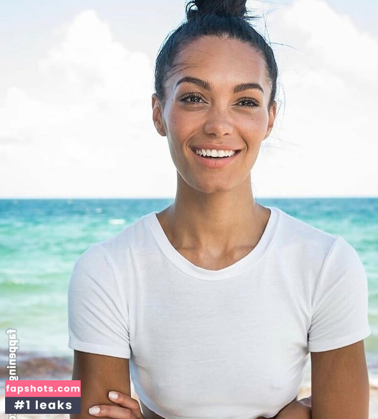 Alexis Gaube Nude Leaks OnlyFans Photos #18 - LeakJerk