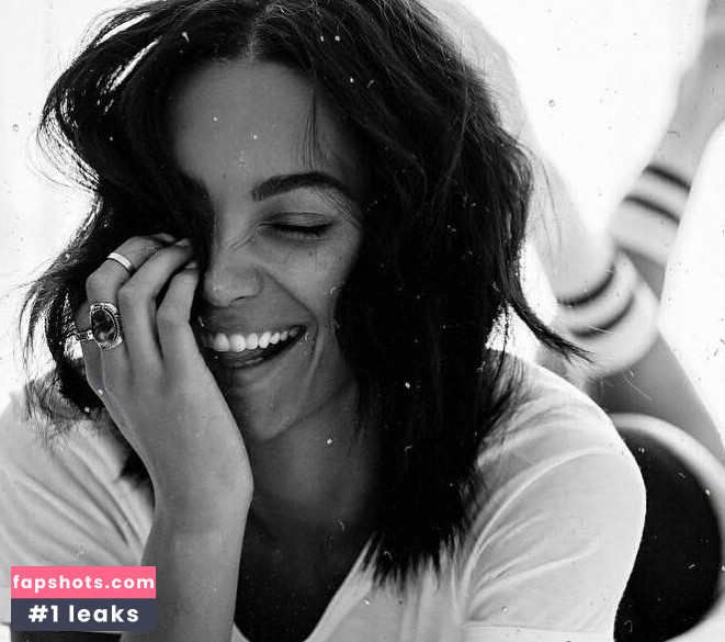 Alexis Gaube gallery photo #21